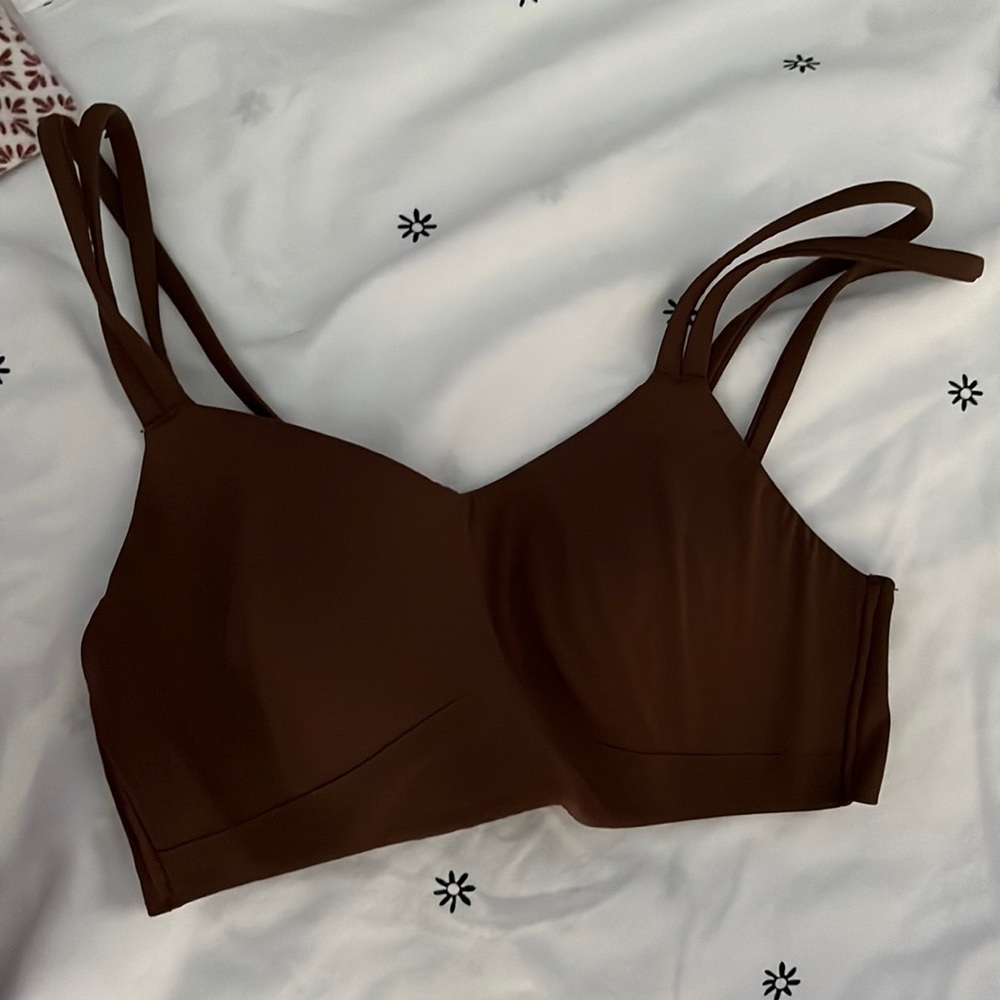 Like a cloud lululemon bra size 4 in Java